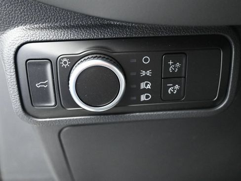 New 2026 Ford Explorer Active RWD image 11
