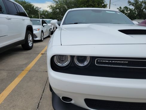 Used 2023 Dodge Challenger R/T RWD image 7
