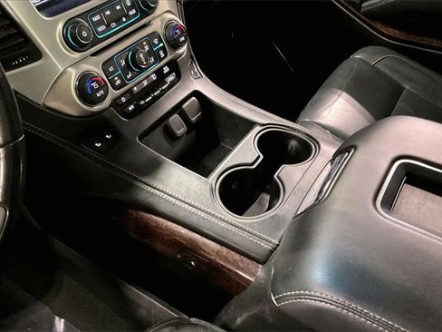 Used 2019 GMC Yukon SLT image 15