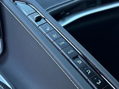 Used 2023 Chevrolet Corvette Stingray Preferred Conv w/ Z51 Performance Package image 24