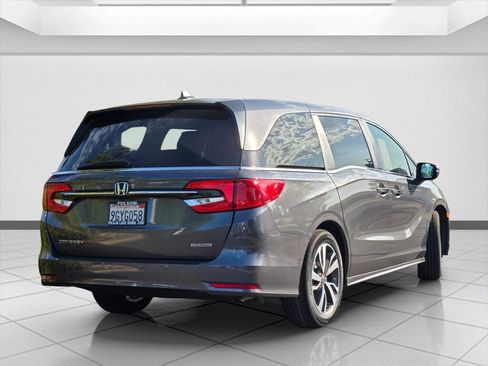 Certified 2023 Honda Odyssey Touring image 5