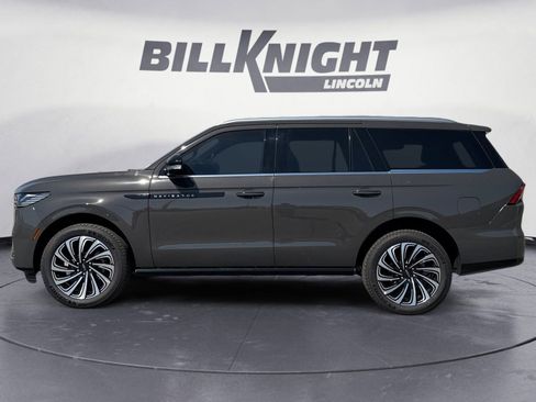 New 2025 Lincoln Navigator Black Label image 2