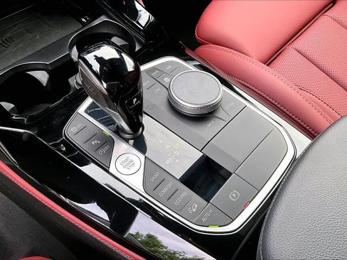 Certified 2025 BMW X4 xDrive30i AWD/4WD image 38