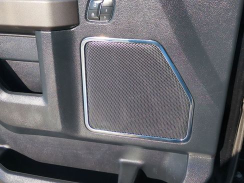 Used 2020 Ford F150 Platinum w/ Technology Package image 38