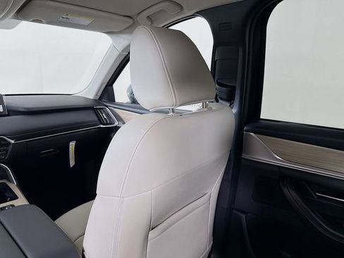 New 2025 MAZDA CX-90 Plug-In Hybrid w/ Preferred image 23