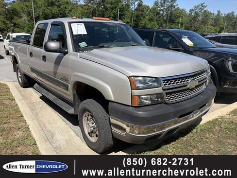 Used 2005 Chevrolet Silverado 2500 LS w/ Heavy-Duty Power Package image 1