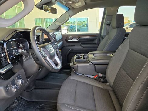 Used 2024 GMC Sierra 1500 Elevation w/ LPO, Elevation Black Package RWD image 6
