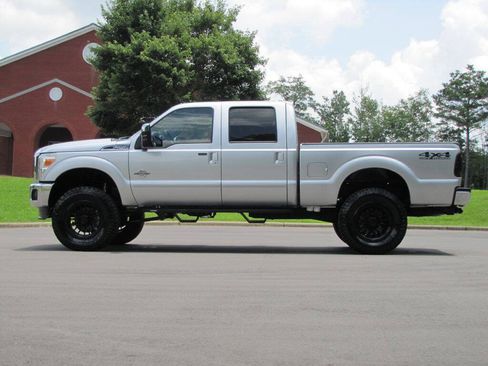 Used 2016 Ford F250 Lariat w/ Chrome Package AWD/4WD image 5