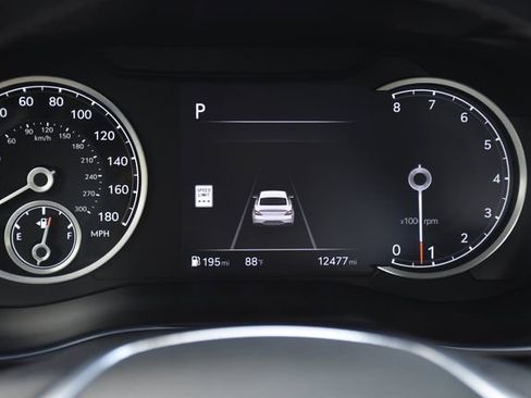 Used 2026 Genesis G70 2.5T RWD image 10