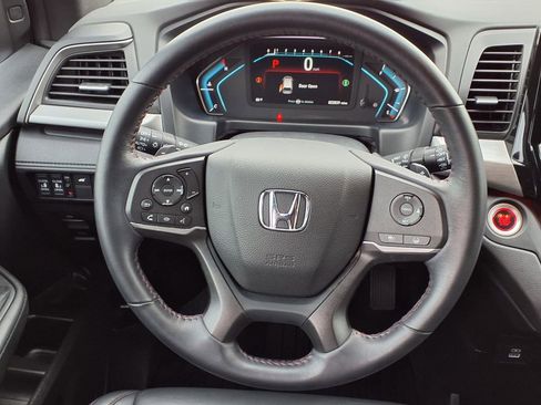 Certified 2024 Honda Odyssey Sport image 20