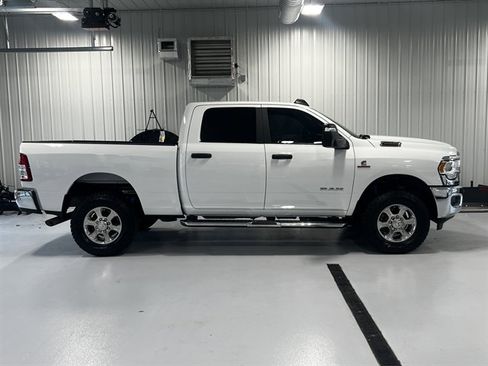 Used 2024 RAM 2500 Big Horn w/ Off Road Package image 2
