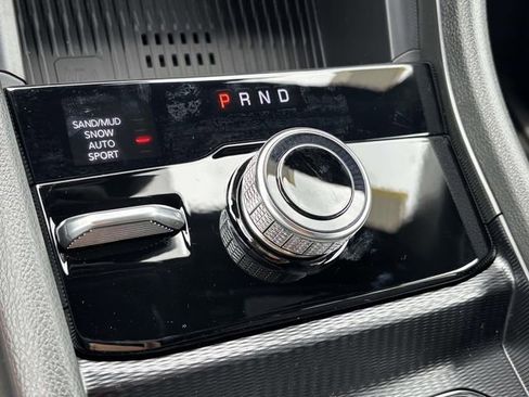 New 2026 Jeep Grand Cherokee L Limited AWD/4WD image 32