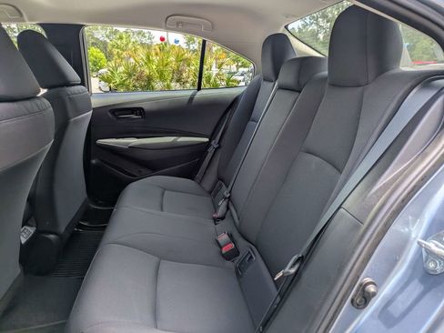 Used 2025 Toyota Corolla LE FWD image 13