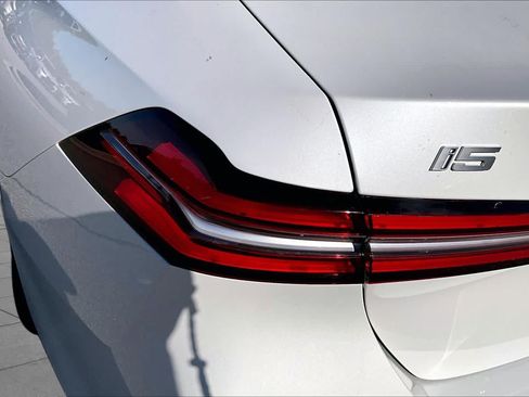 Certified 2024 BMW i5 eDrive40i w/ M Sport Package RWD image 29