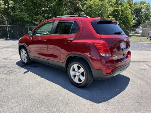 Used 2019 Chevrolet Trax LT w/ Driver Confidence Package FWD image 5