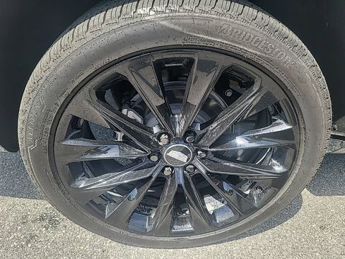 Certified 2026 Cadillac Escalade Platinum Sport w/ LPO, ONYX Package AWD/4WD image 7