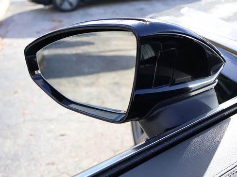 Used 2024 Audi A6 Premium Plus image 40