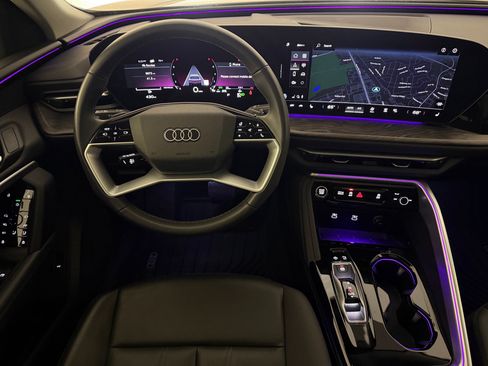 Certified 2025 Audi Q5 Premium w/ Convenience Package AWD/4WD image 29