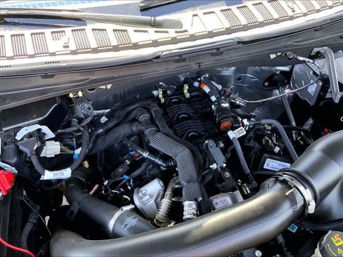 Certified 2025 Lincoln Navigator Reserve AWD/4WD image 65