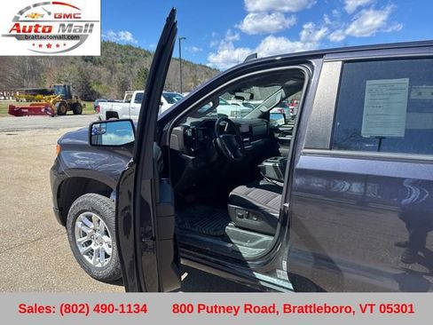Used 2024 Chevrolet Silverado 1500 RST w/ Z71 Off-Road Package AWD/4WD image 11
