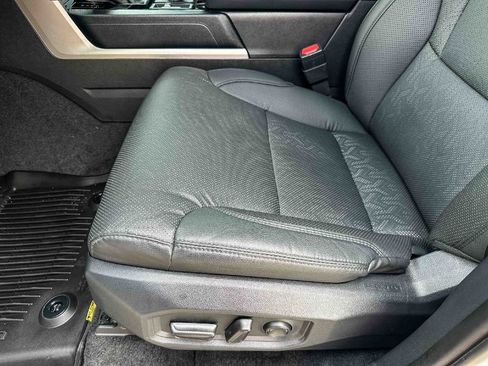 Certified 2025 Toyota Tundra SR5 AWD/4WD image 15