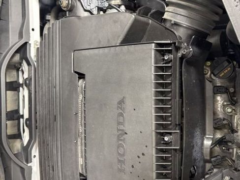 Used 2023 Honda Pilot Elite image 9