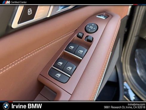Used 2026 BMW X5 sDrive40i w/ Premium Package image 19