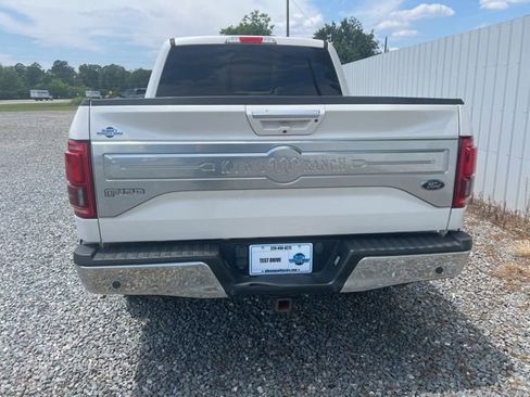 Used 2017 Ford F150 King Ranch w/ Equipment Group 601A Luxury AWD/4WD image 4