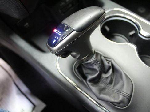 Used 2018 Dodge Durango SXT w/ Quick Order Package 2BB image 16