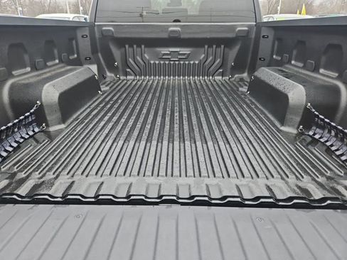 Used 2023 Chevrolet Silverado 1500 LT image 22
