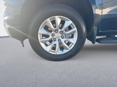 Used 2023 Chevrolet Silverado 1500 Custom RWD image 12