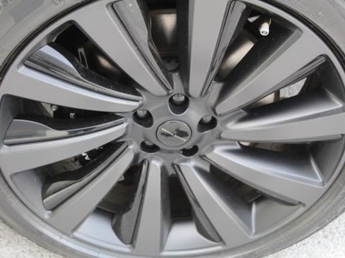 New 2026 Land Rover Range Rover SV image 8