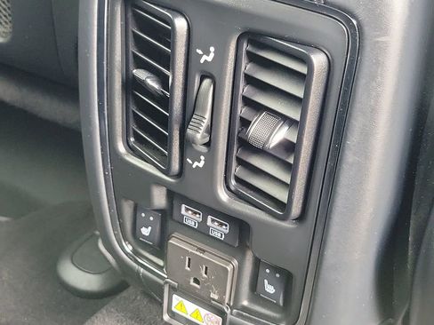 Used 2020 Jeep Grand Cherokee SRT AWD/4WD image 25
