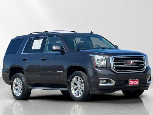 Used 2017 GMC Yukon SLT w/ Open Road Package AWD/4WD image 8