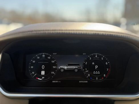 Used 2018 Land Rover Range Rover Supercharged image 14