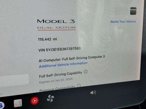Used 2019 Tesla Model 3 Long Range AWD/4WD image 32