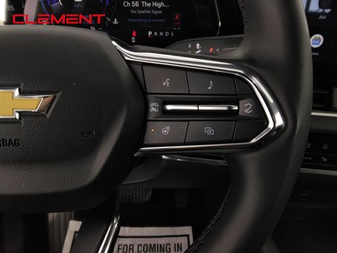 Used 2025 Chevrolet Equinox LT image 14