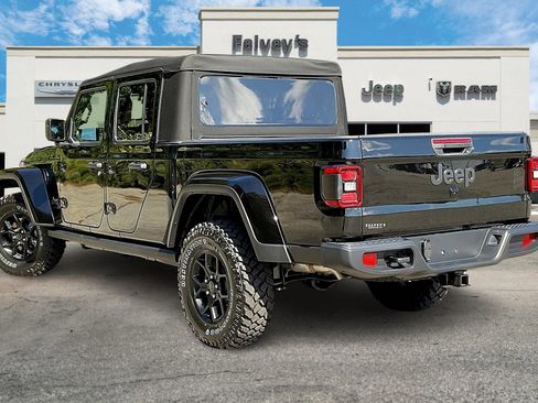 New 2025 Jeep Gladiator Willys image 3
