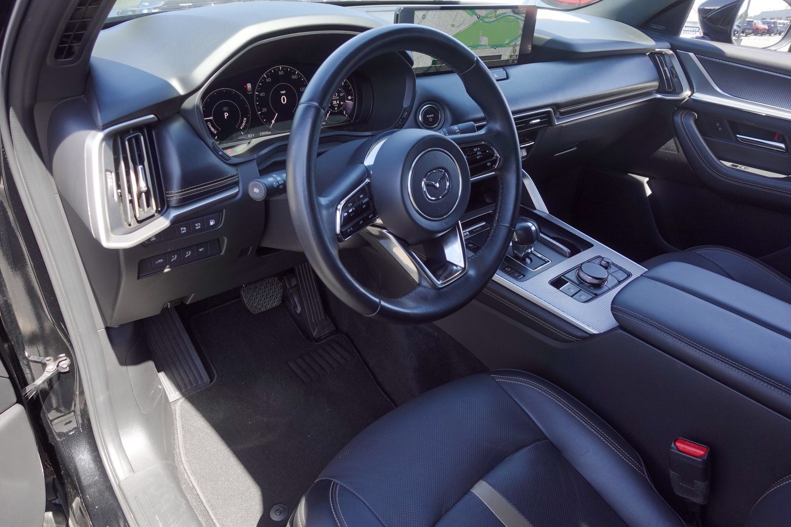 Certified 2024 MAZDA CX-90 Plug-In Hybrid w/ Premium Plus AWD/4WD image 11