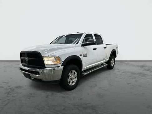 Used 2018 RAM 2500 Tradesman w/ Chrome Appearance Group AWD/4WD image 8