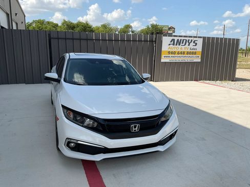 Used 2020 Honda Civic EX image 2
