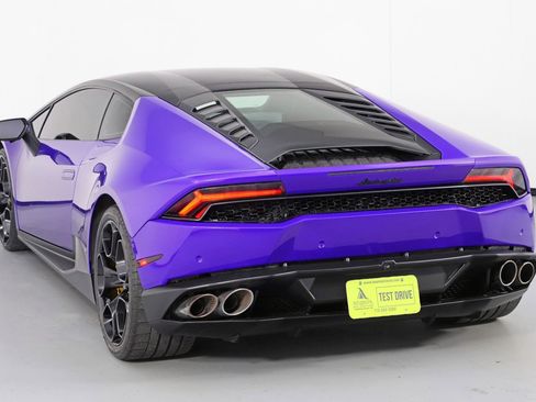 Used 2015 Lamborghini Huracan LP 610-4 image 38