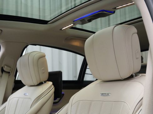 Used 2024 Mercedes-Benz S 63 AMG S image 17