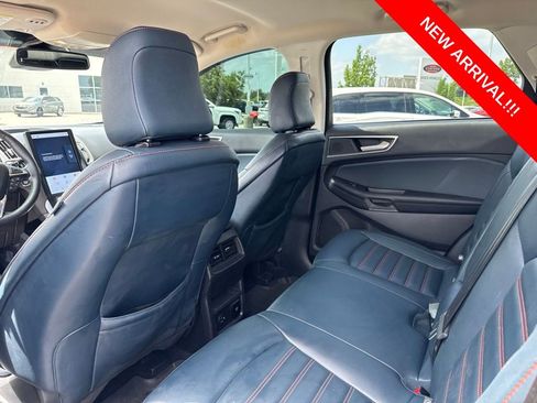 Used 2022 Ford Edge SEL w/ Sport Appearance Package AWD/4WD image 8