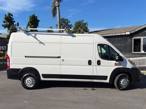 Used 2020 RAM ProMaster 2500 image 8