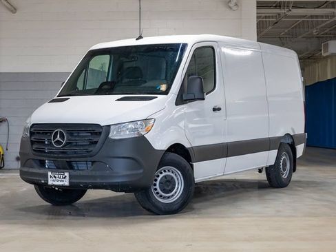 Used 2025 Mercedes-Benz Sprinter 2500 image 1