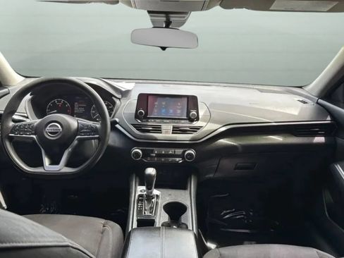 Used 2022 Nissan Altima 2.5 S FWD image 35