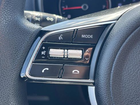 Used 2021 Kia Sportage LX FWD image 9