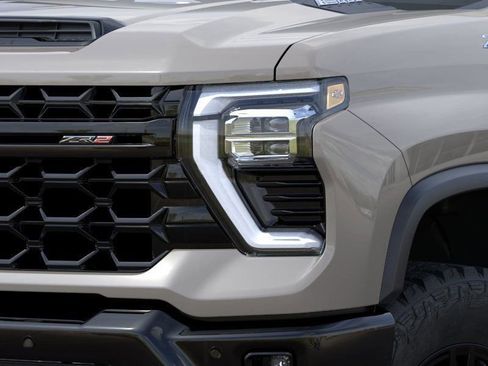 New 2026 Chevrolet Silverado 2500 ZR2 AWD/4WD image 11