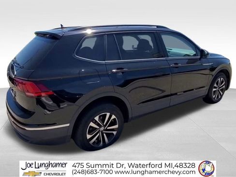 Used 2022 Volkswagen Tiguan S FWD image 8